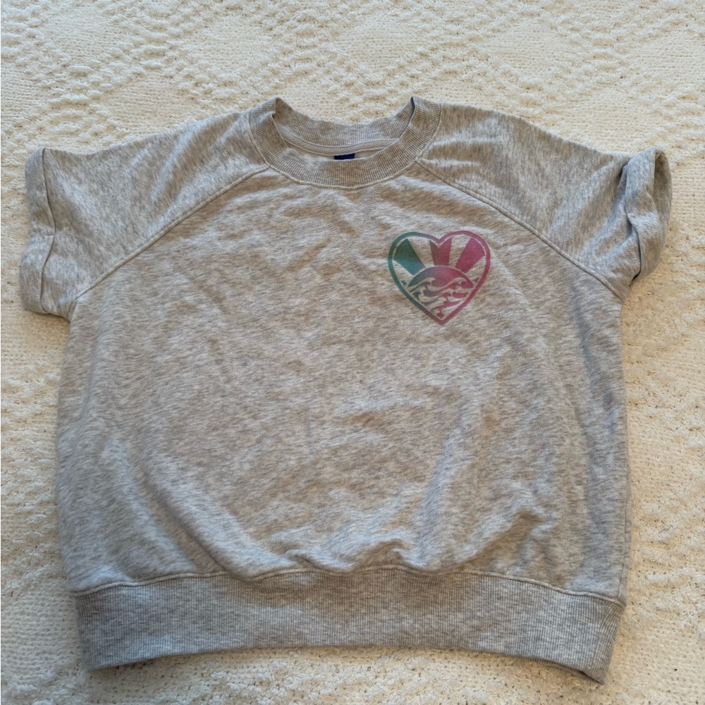 Old Navy Gray Kids Short Sleeve Sweatshirt with Multicolor Heart - Picture 1 of 6